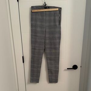 Dynamite Men's Black and White Checkered Pants